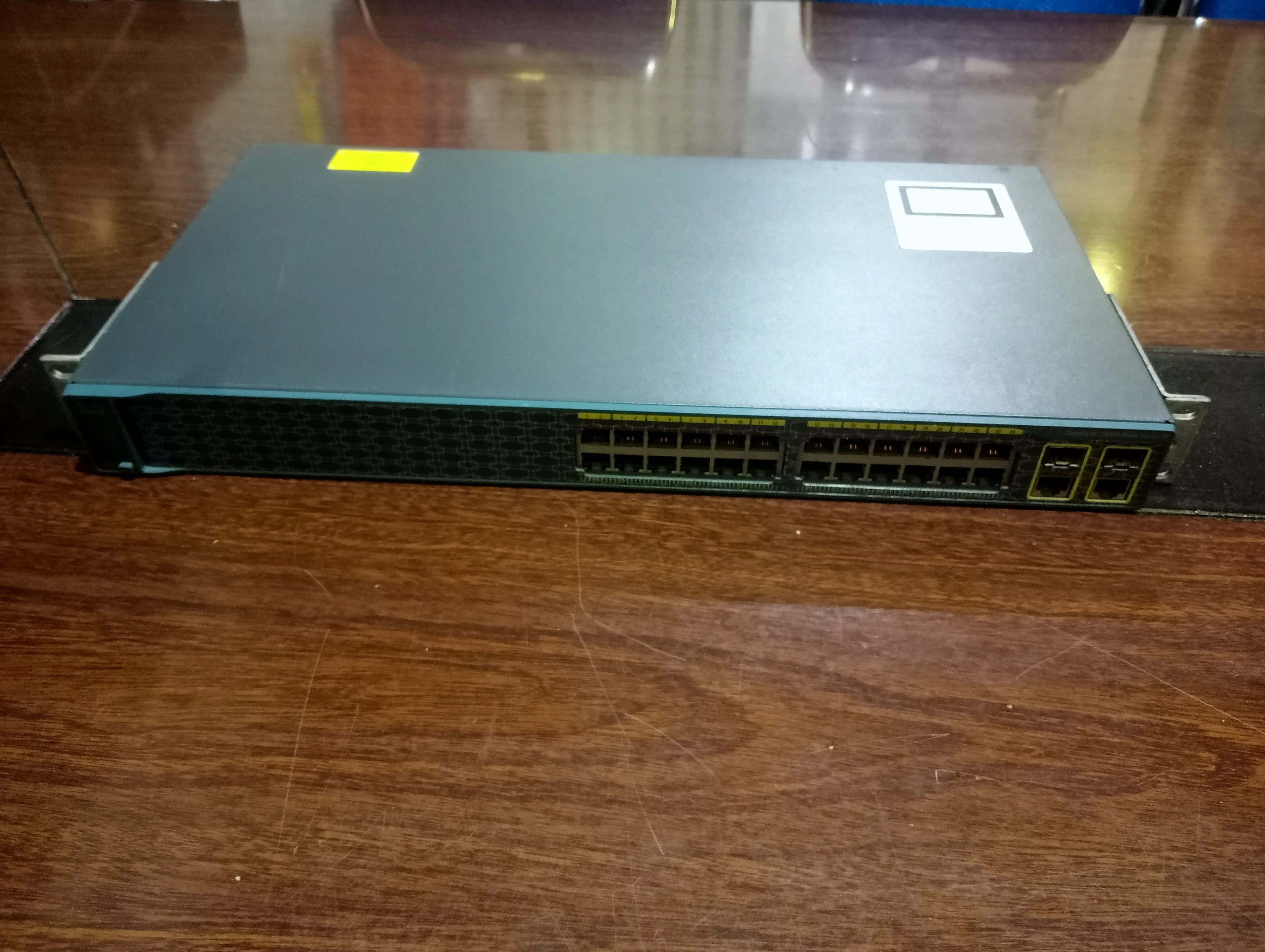 Gambar Cisco Catalyst 2960 Plus Series SI